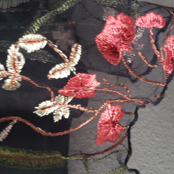 Luxedo Forever Lovable Black Floral Maxi Dress - Picture 4 of 12